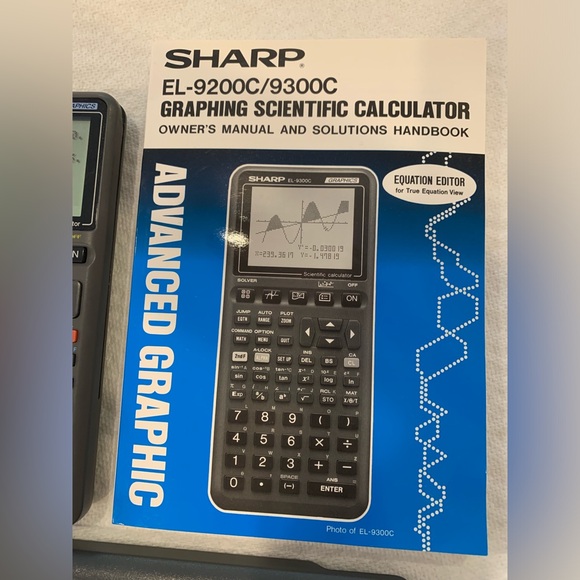 📱EL-9200C Graphing Scientific Calculator and manual- Black - Picture 2 of 6
